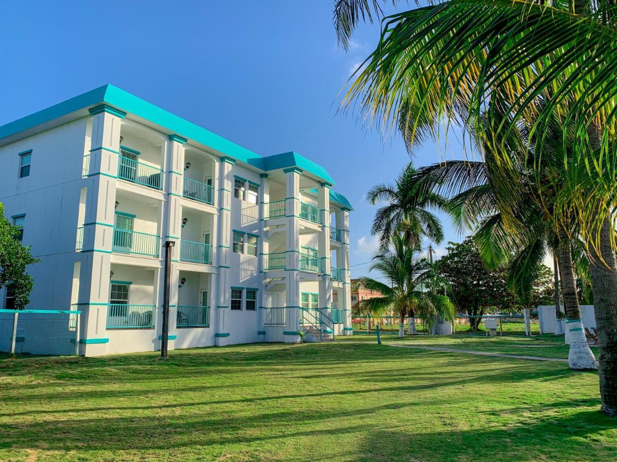 Best Western Grand Baymen Gardens San Pedro  Exterior foto
