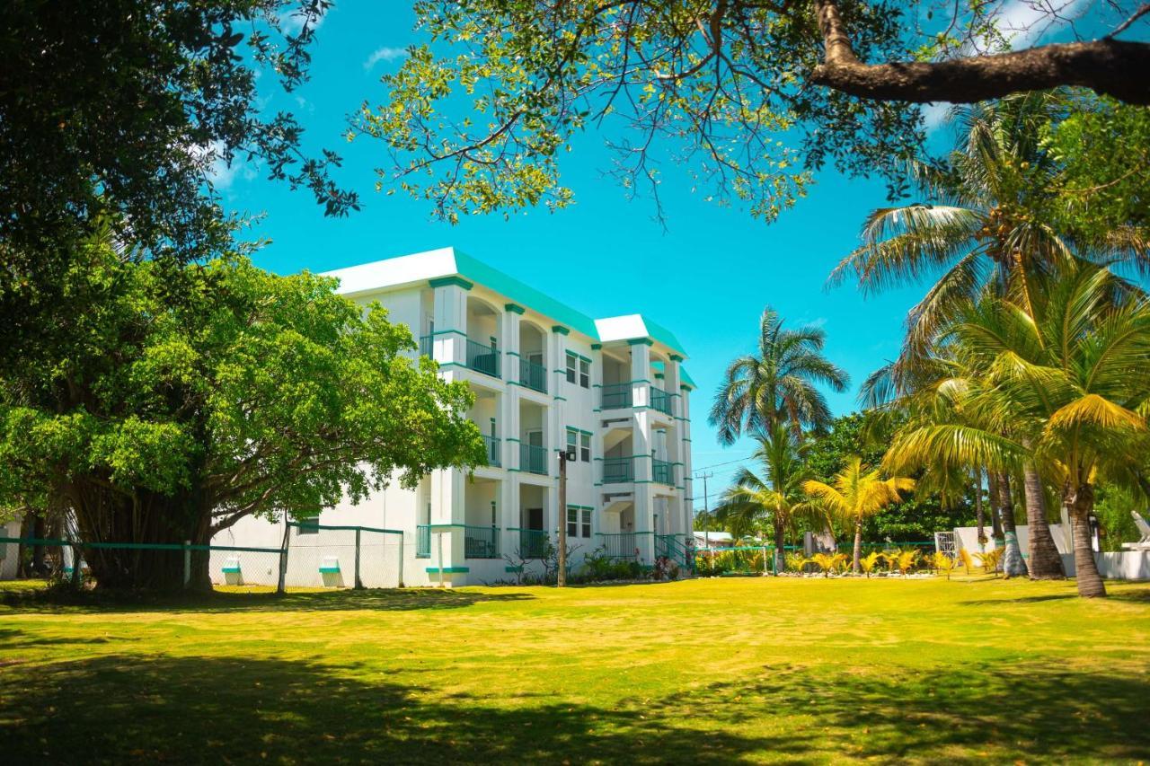 Best Western Grand Baymen Gardens San Pedro  Exterior foto