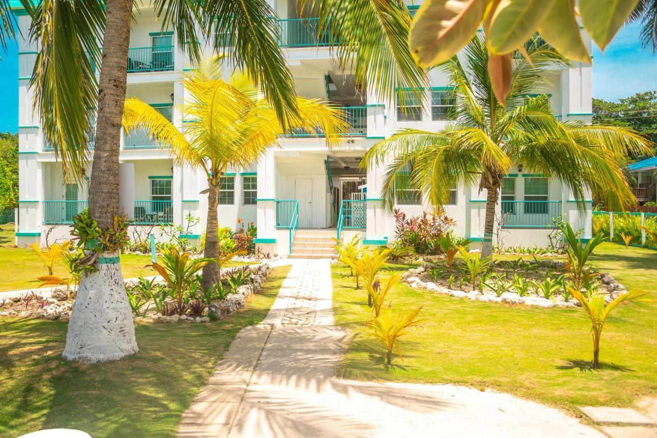 Best Western Grand Baymen Gardens San Pedro  Exterior foto