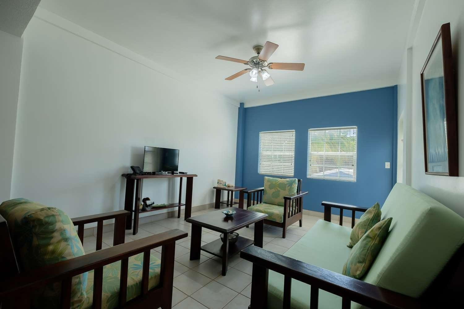 Best Western Grand Baymen Gardens San Pedro  Exterior foto
